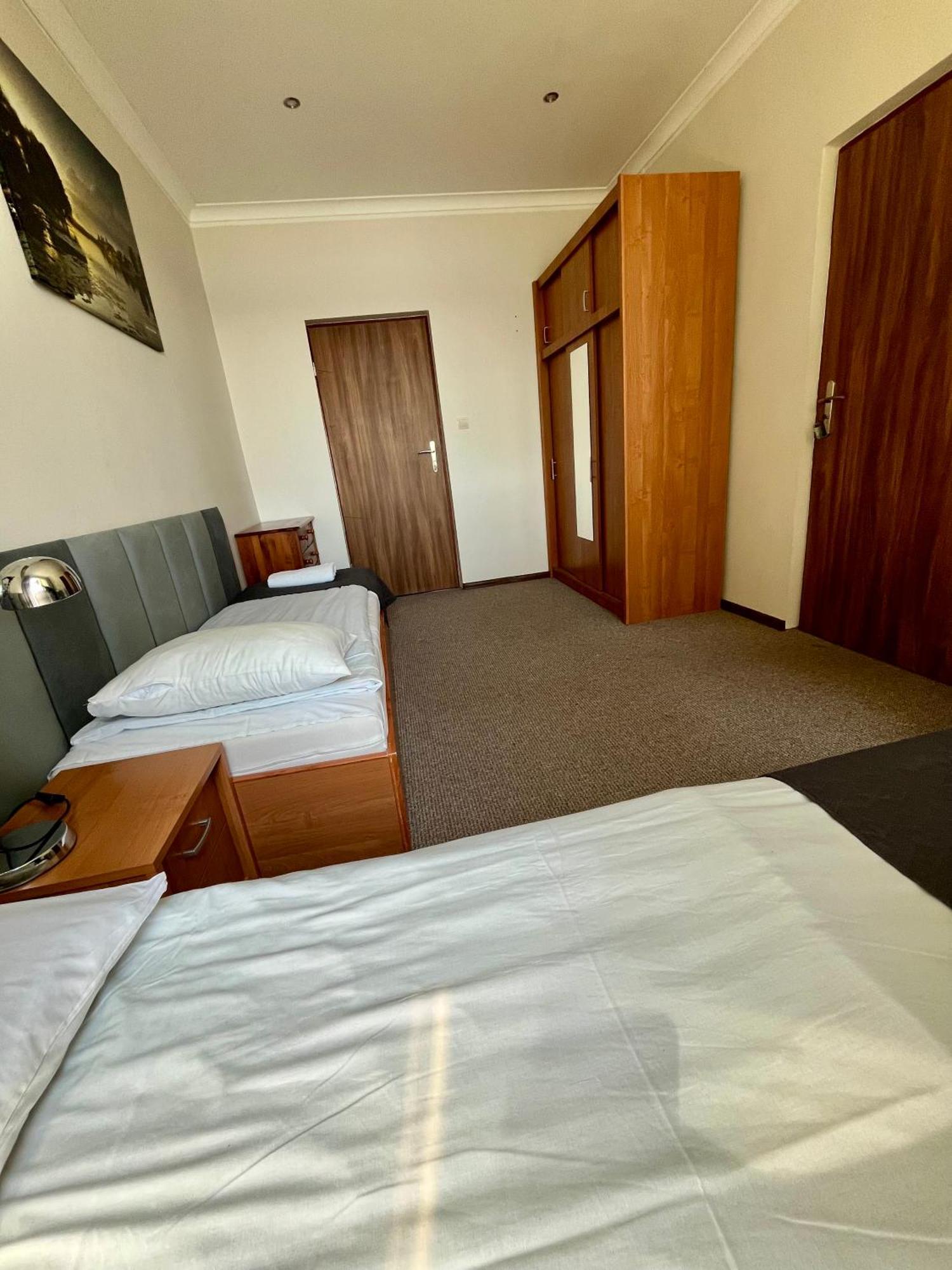 Gosciniec Rospuda 2 Hotel เอากุสตูฟ ภายนอก รูปภาพ